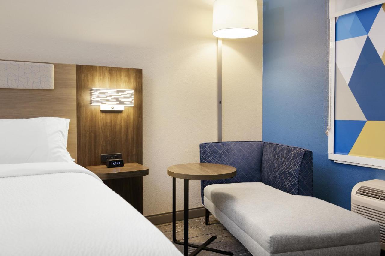 Express By Ihg Hotel Fremont